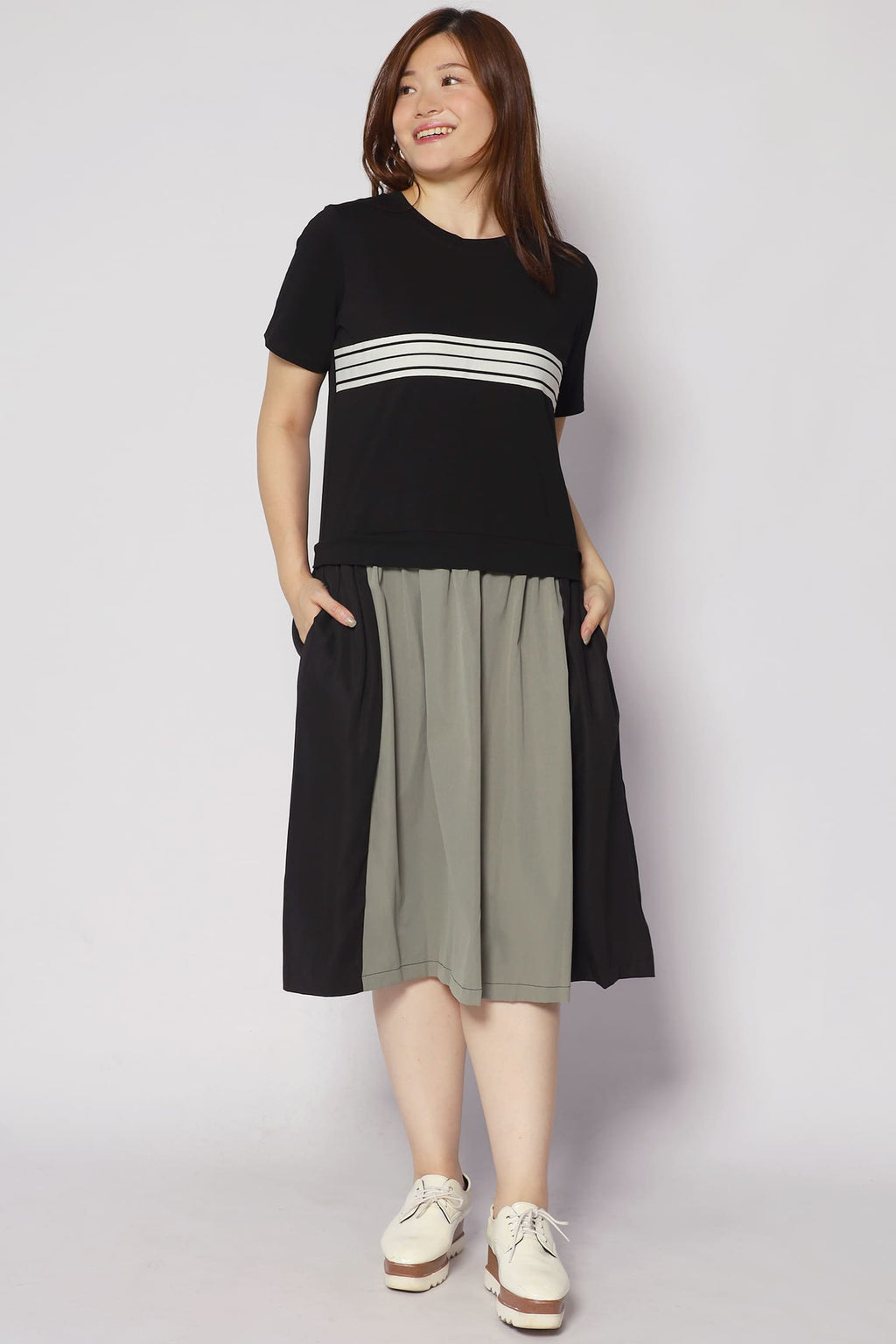 Cara Dress in Black Green