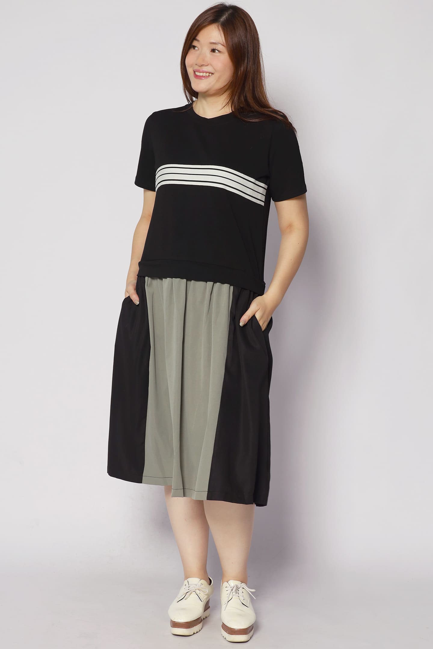 Cara Dress in Black Green