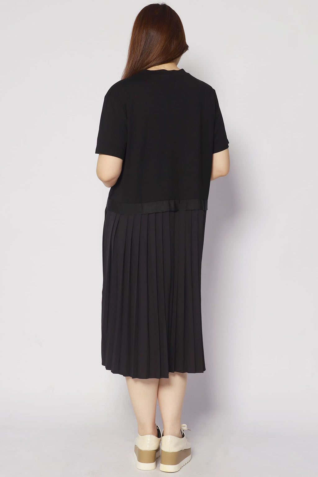 Chai Pleated Dress in Black