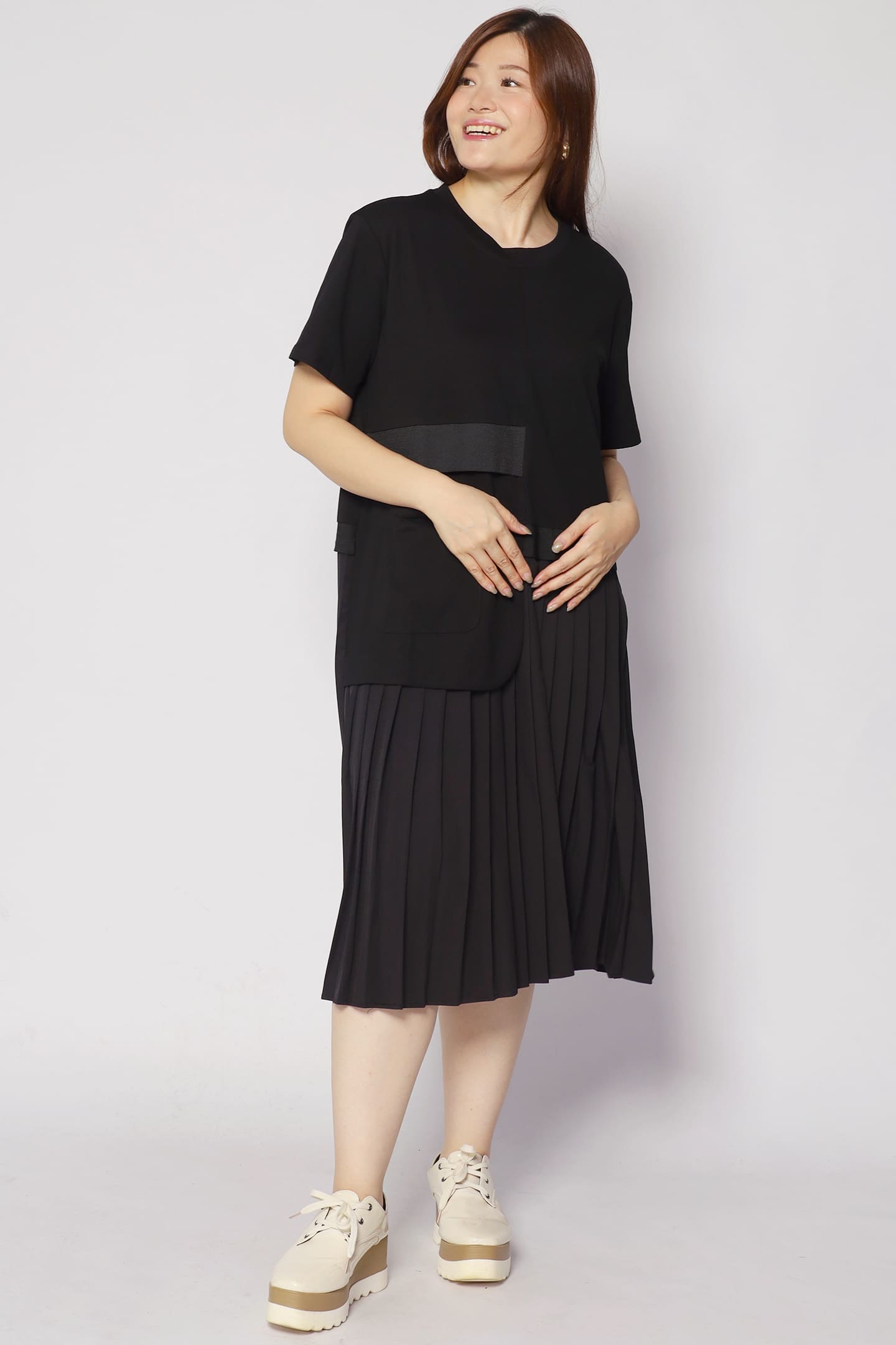 Chai Pleated Dress in Black