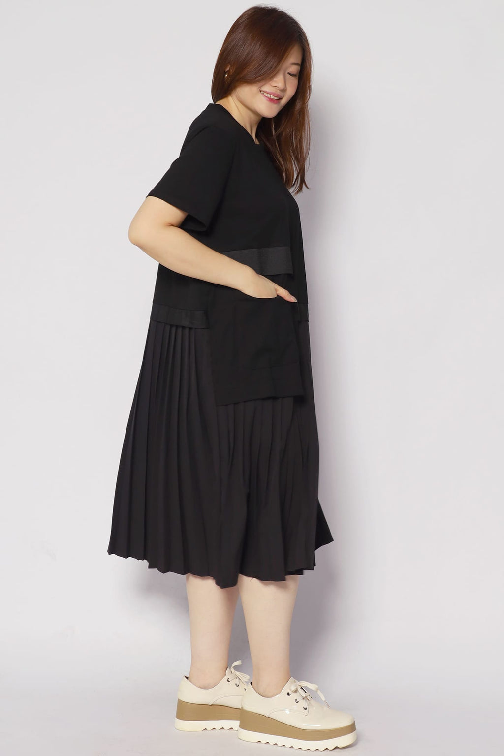 Chai Pleated Dress in Black
