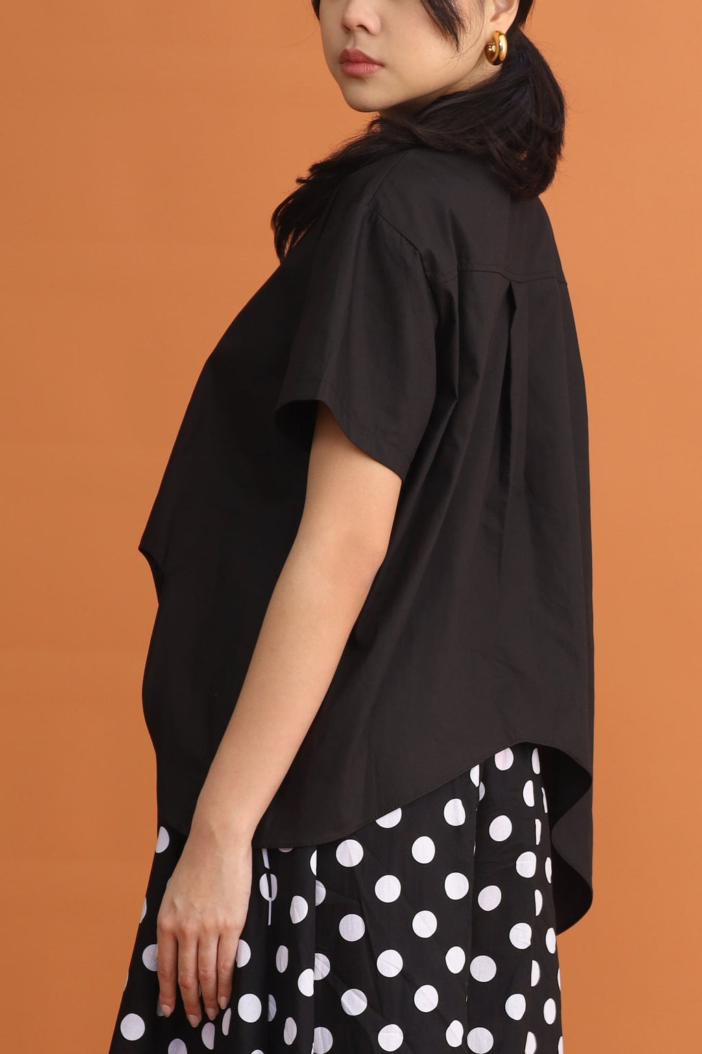 CHOSEN - Dada Asymmetrical Shirt in Black