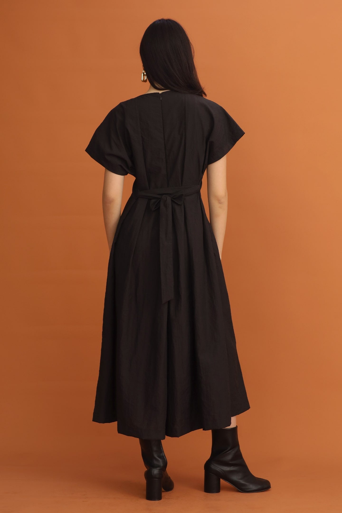 CHOSEN - Felita Zipper Jumpsuit in Black