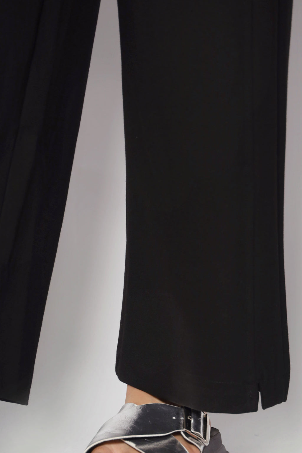 Phy Pants in Black