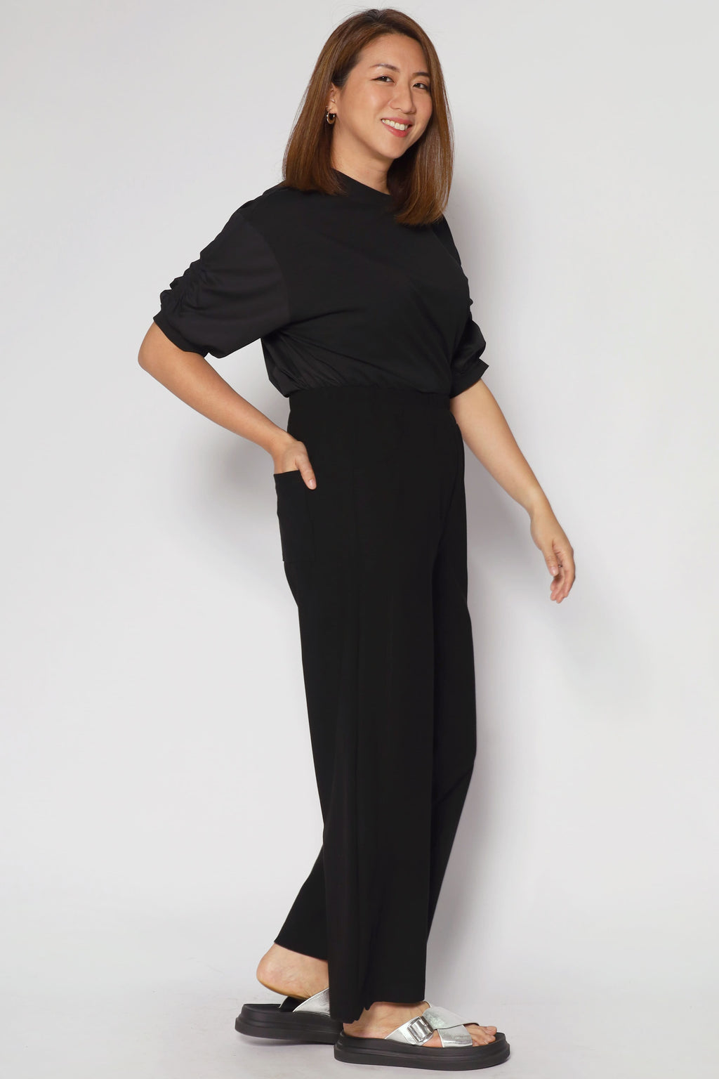 Phy Pants in Black