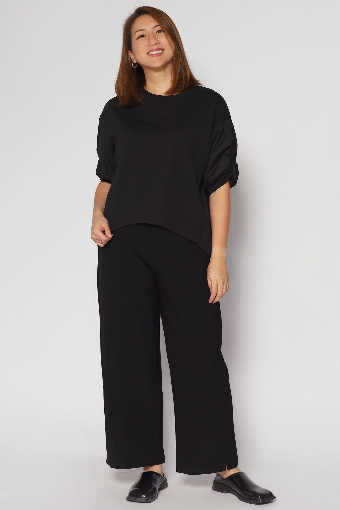Phy Pants in Black