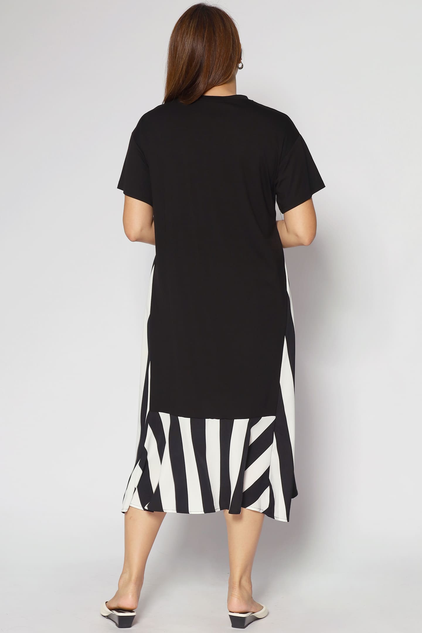 Wendy Stripes Dress in Black