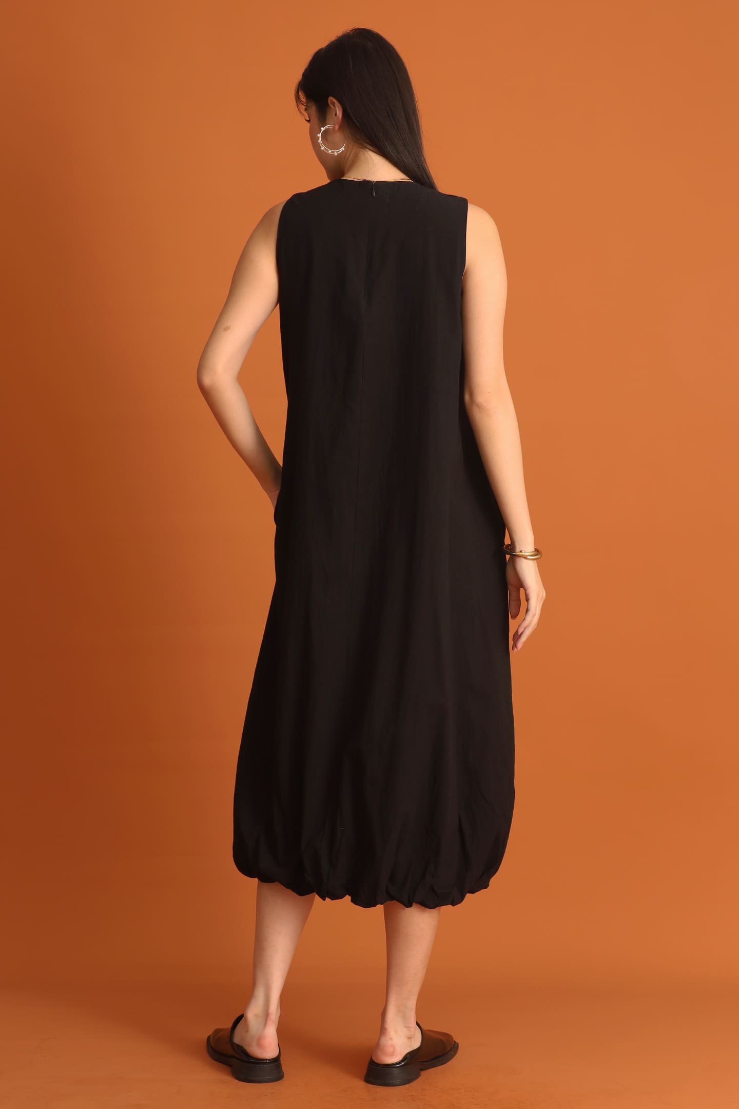 CHOSEN - Arin Bubble Dress in Black