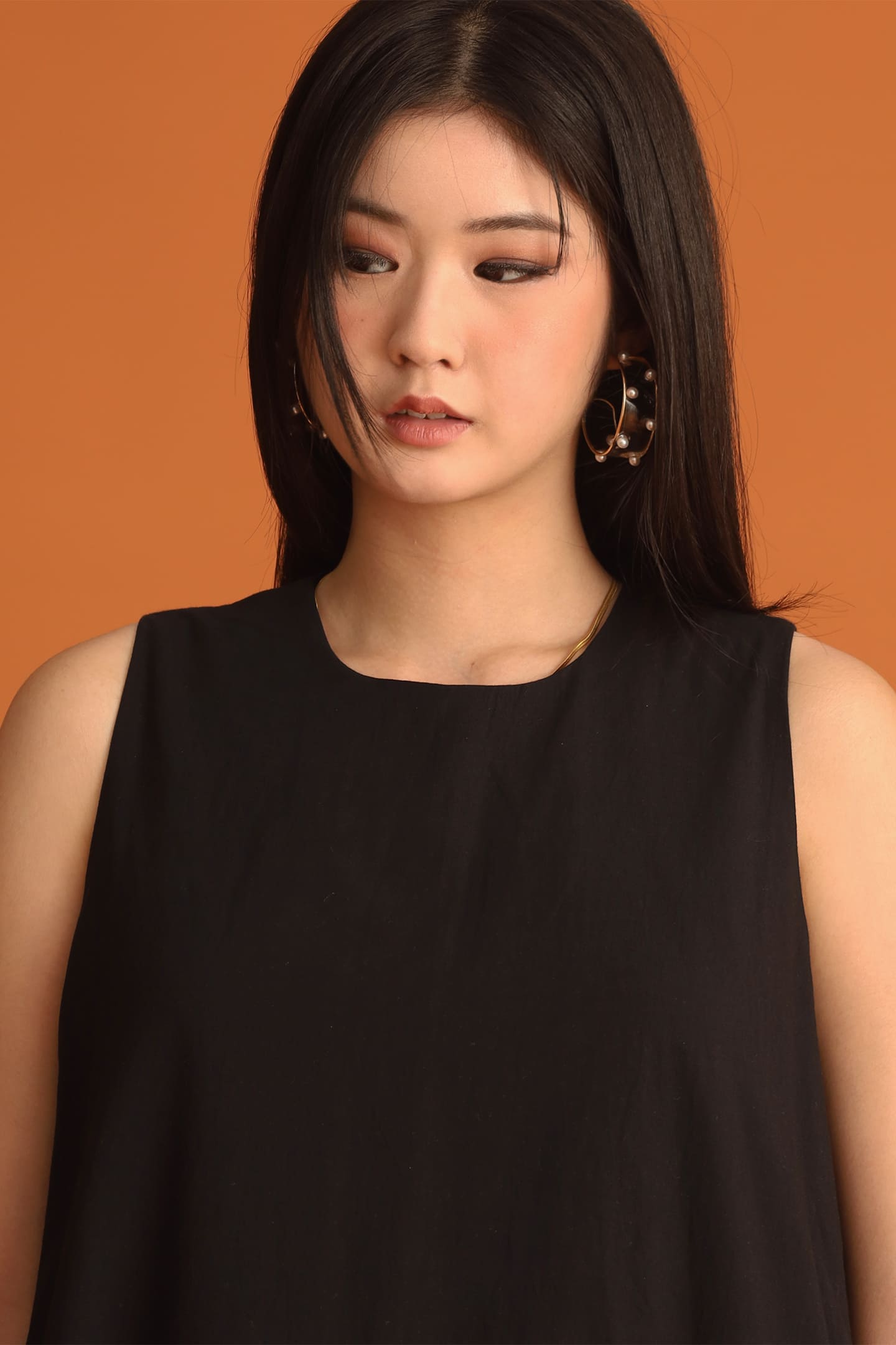 CHOSEN - Arin Bubble Dress in Black