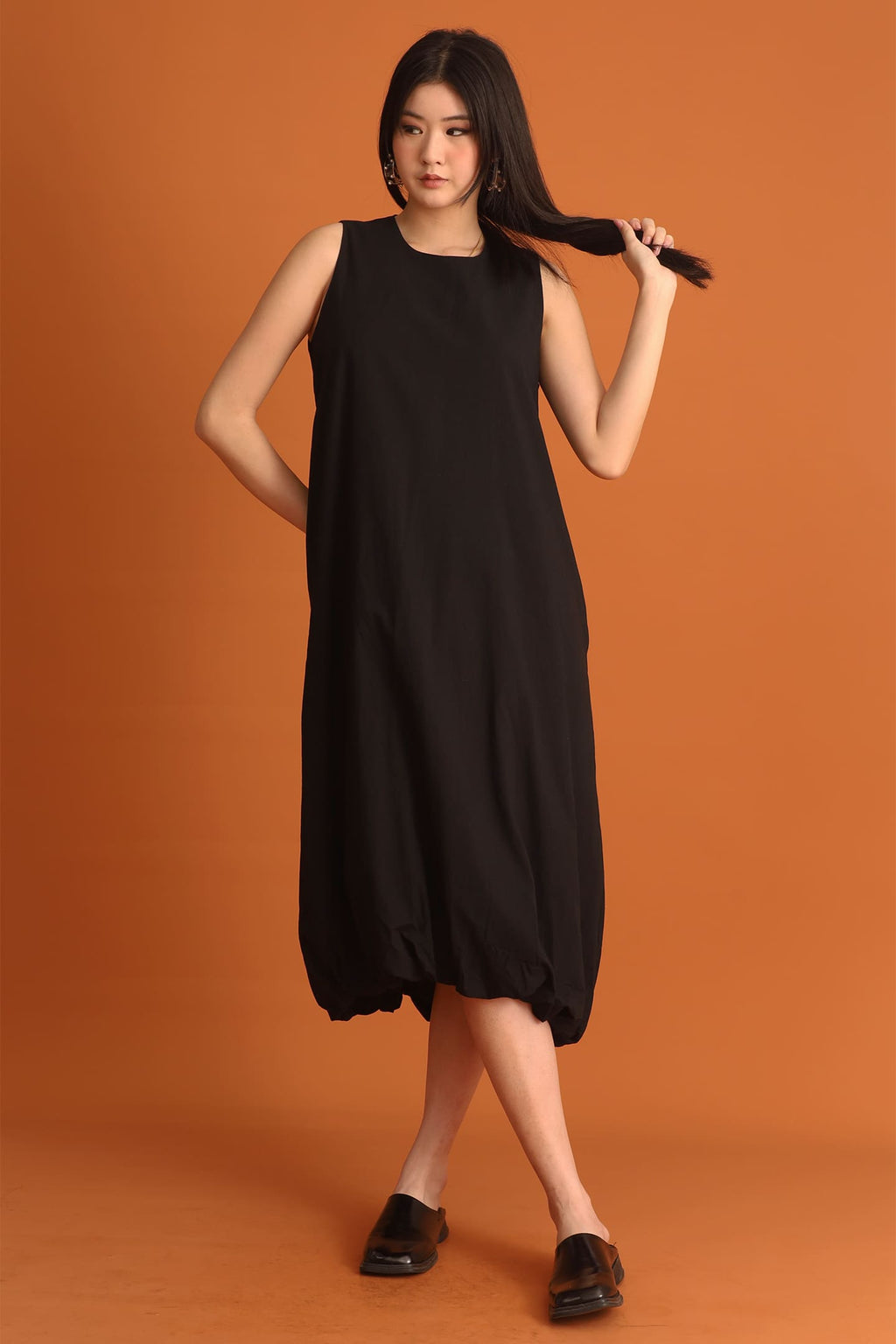 CHOSEN - Arin Bubble Dress in Black