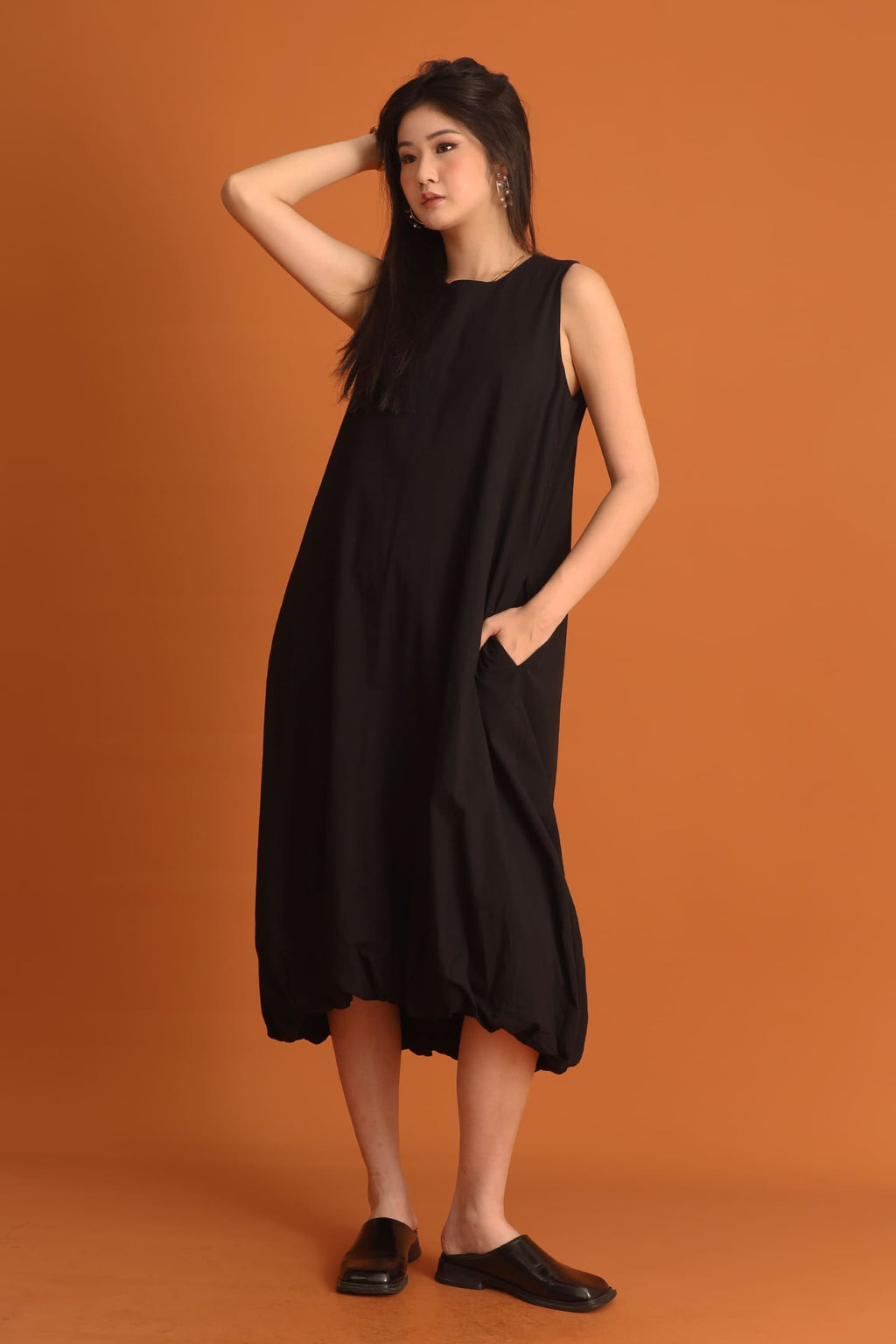 CHOSEN - Arin Bubble Dress in Black