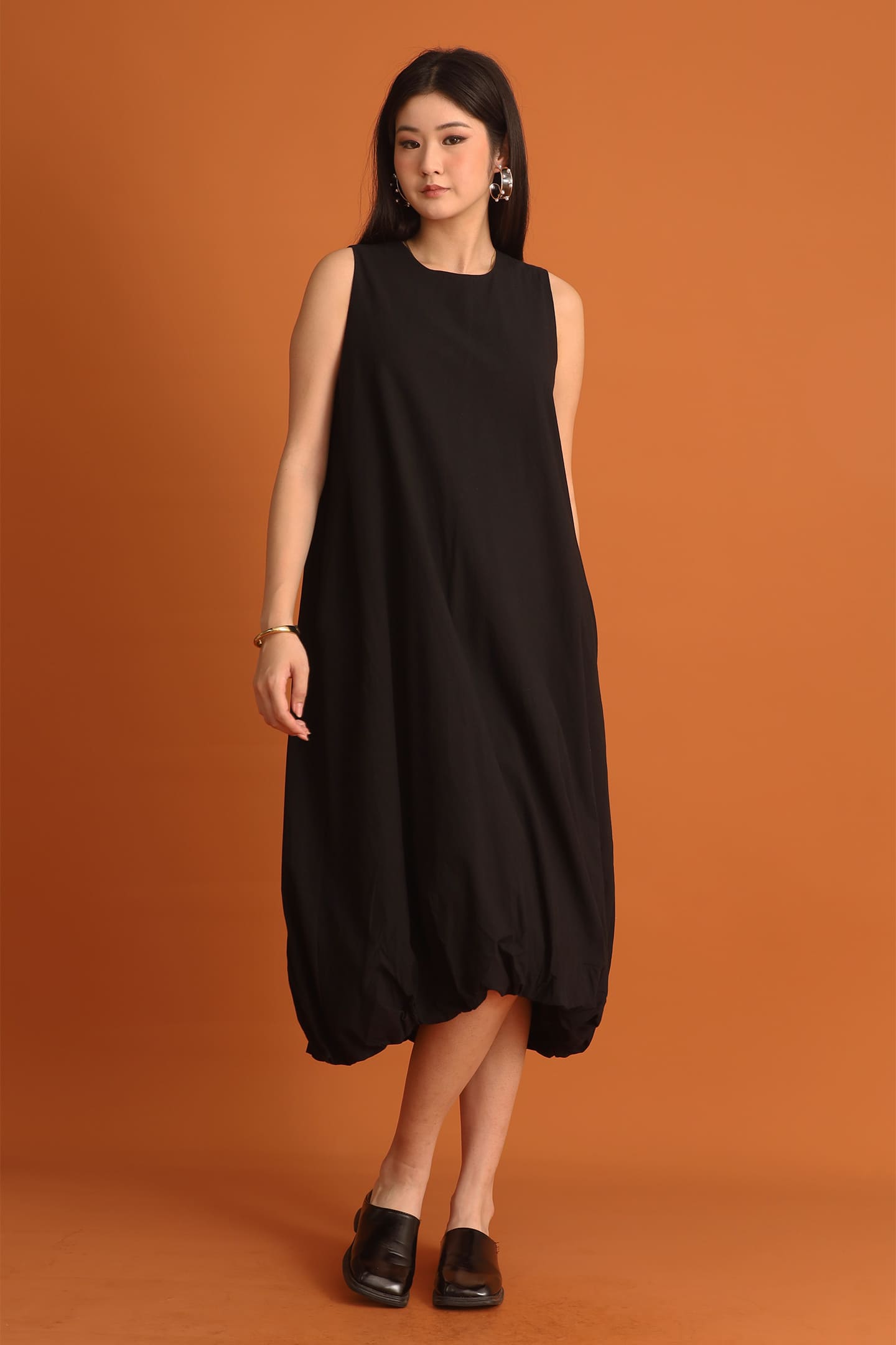 CHOSEN - Arin Bubble Dress in Black