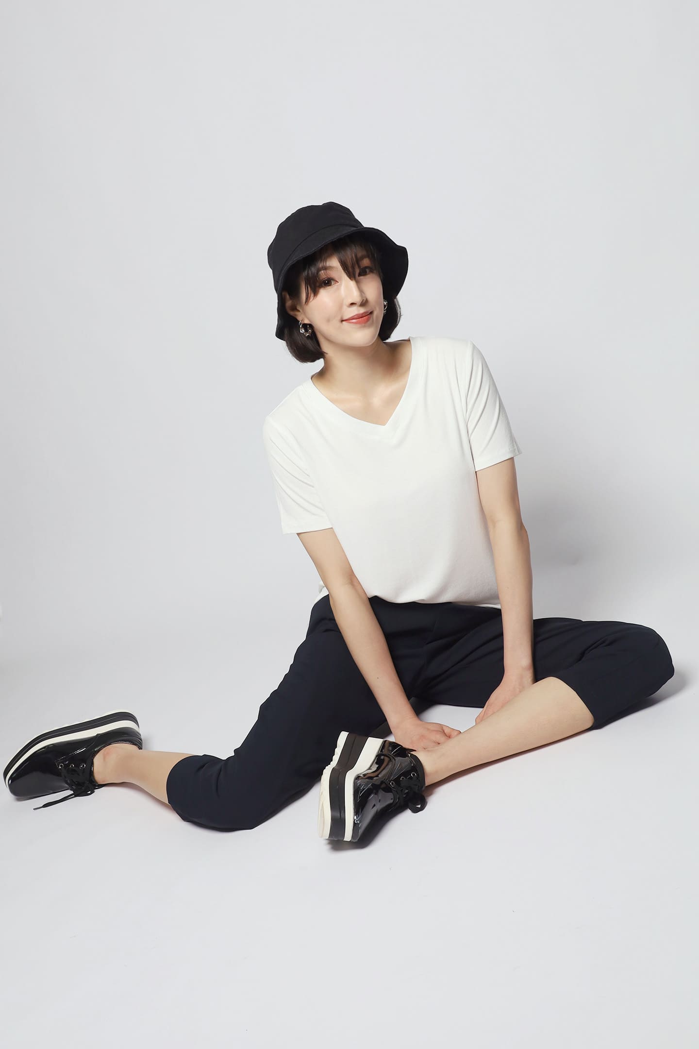 Basic V Neck Top in White