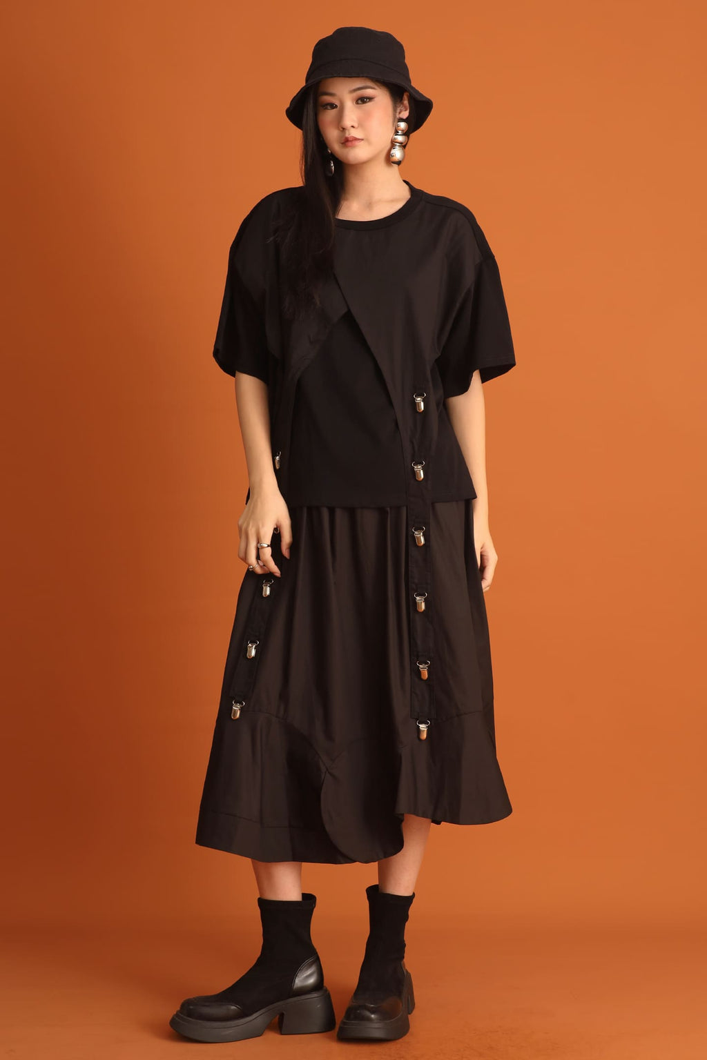 CHOSEN - Haerin Clip Top in Black