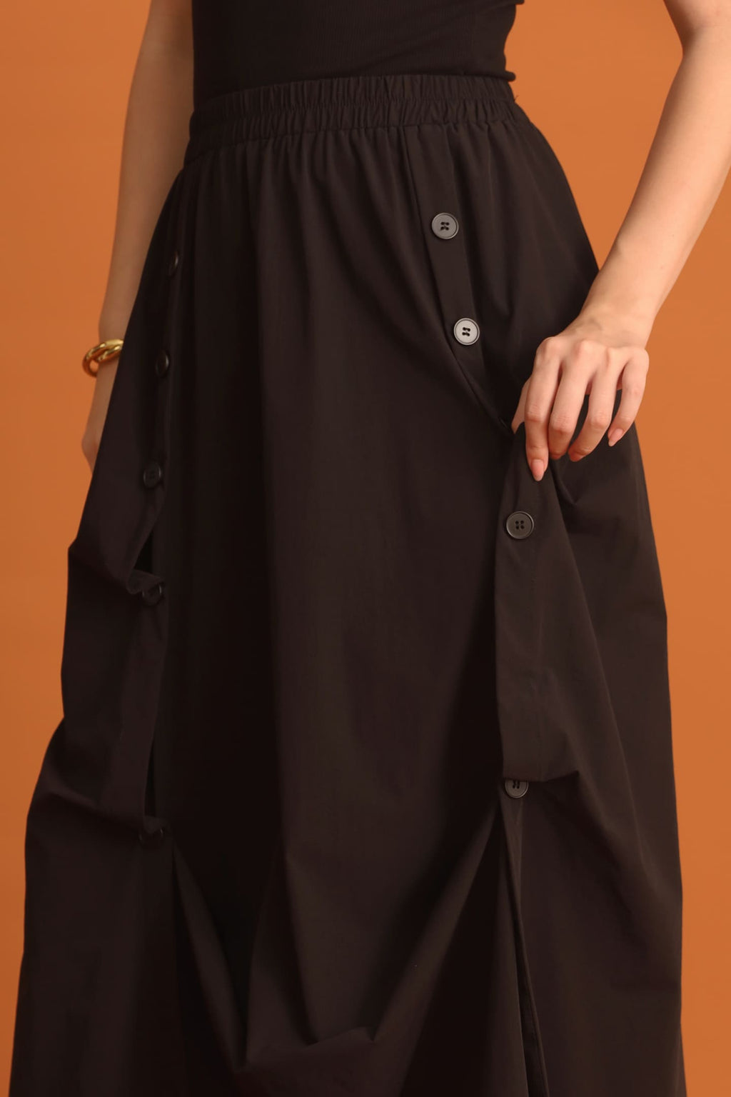 CHOSEN - Wook Buttoned Skirt in Black