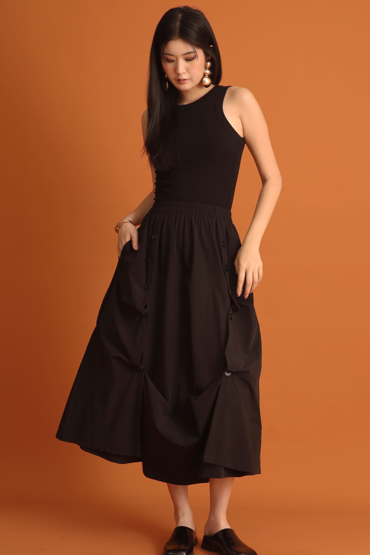 CHOSEN - Wook Buttoned Skirt in Black