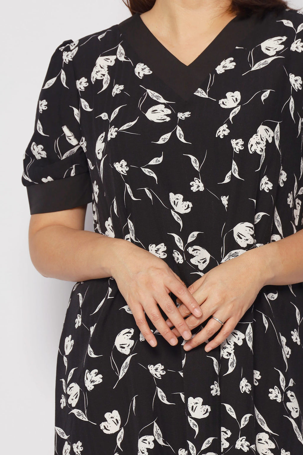 Calandra Floral Lace Dress
