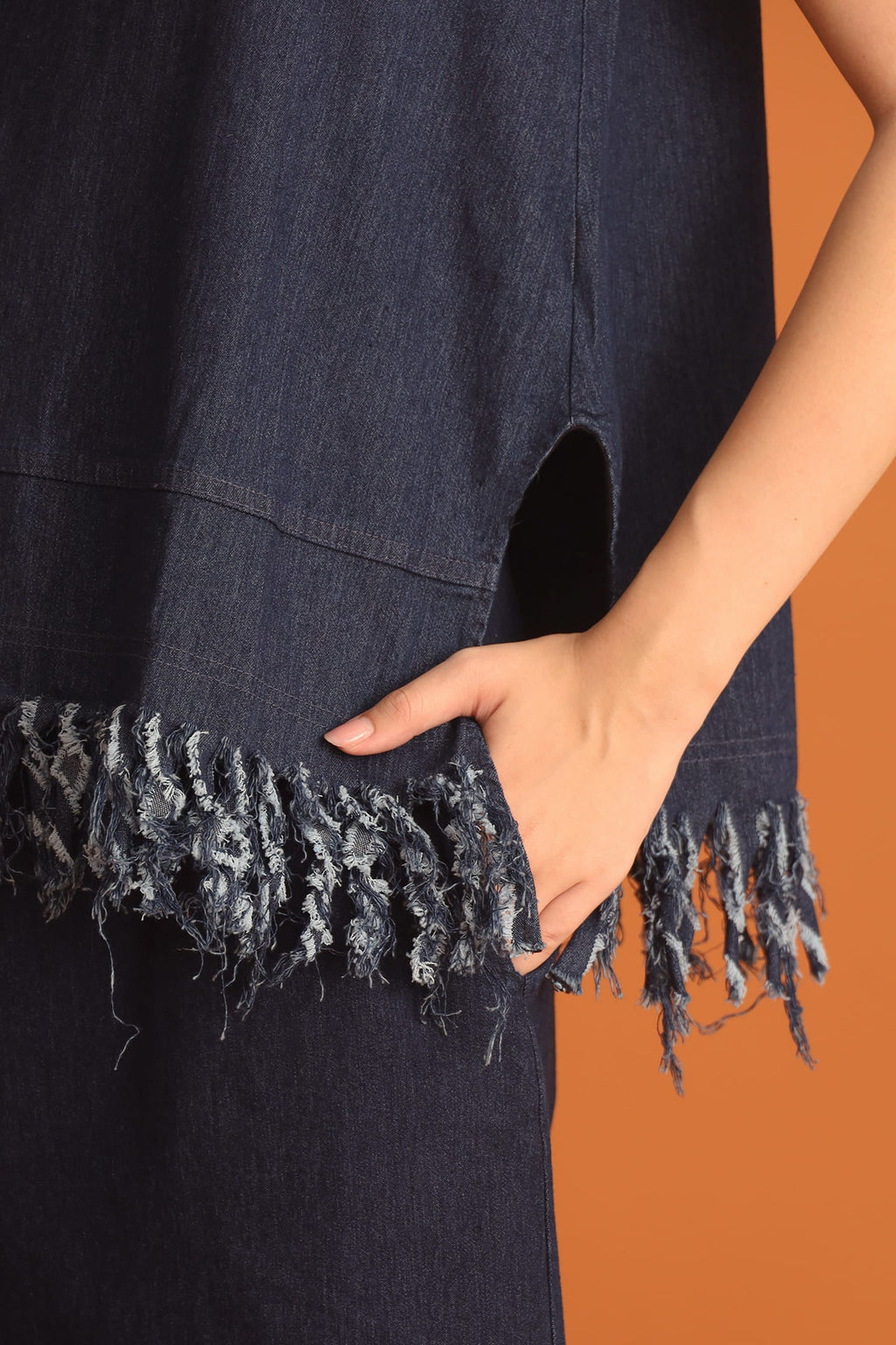 CHOSEN - Yuk Fringe Top in Denim