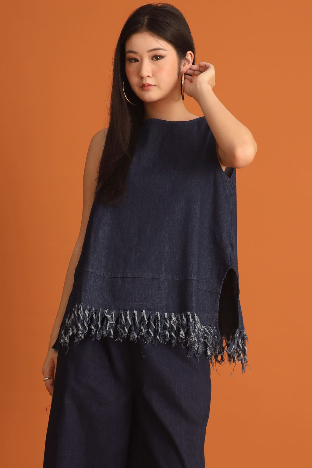 CHOSEN - Yuk Fringe Top in Denim