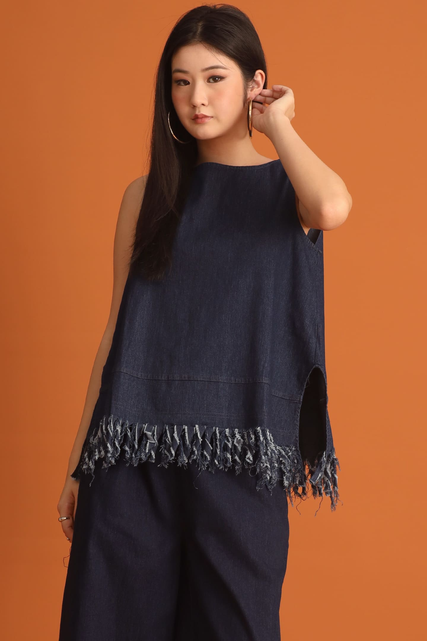 CHOSEN - Yuk Fringe Top in Denim