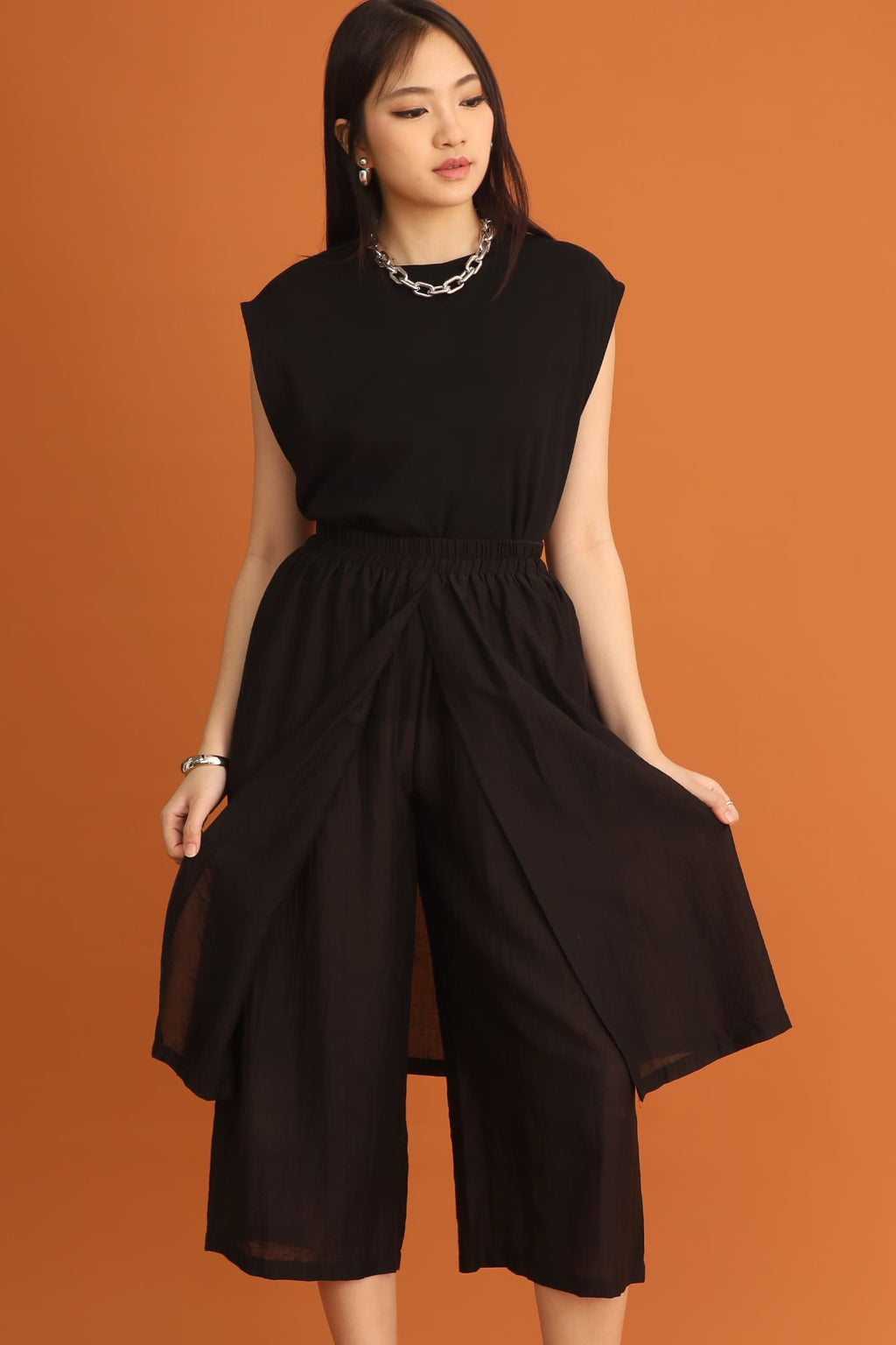 CHOSEN - Taeyeon Foldover Pants in Black