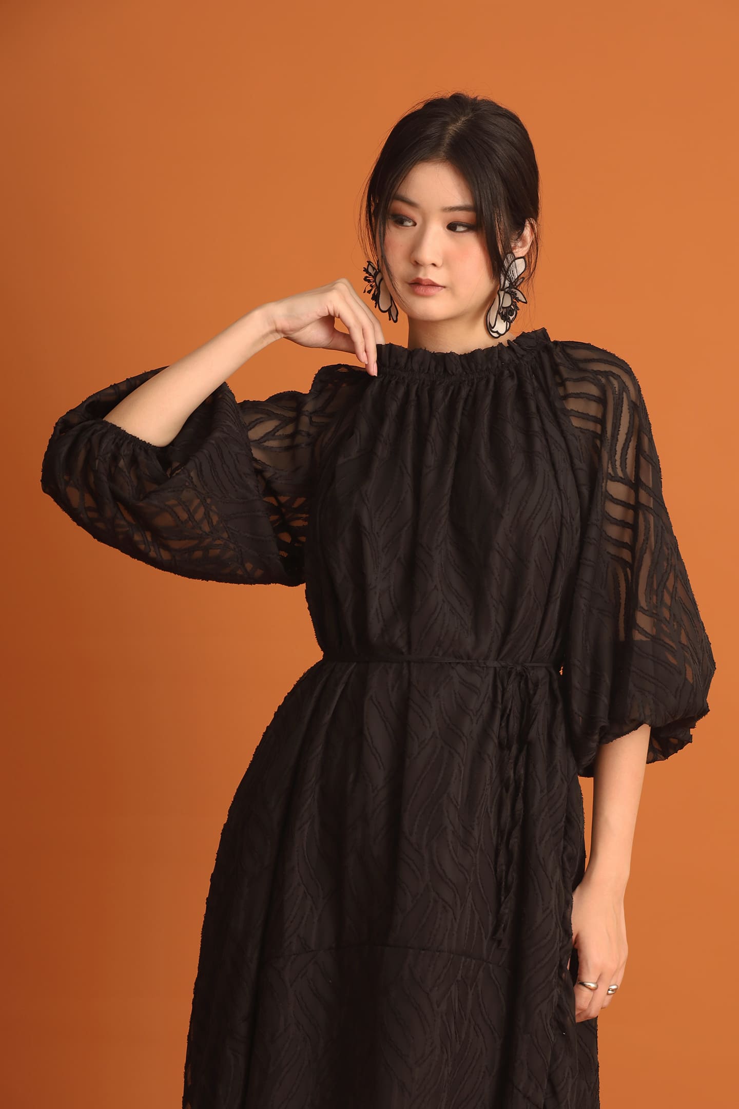 CHOSEN - Si An Textured Dress in Black