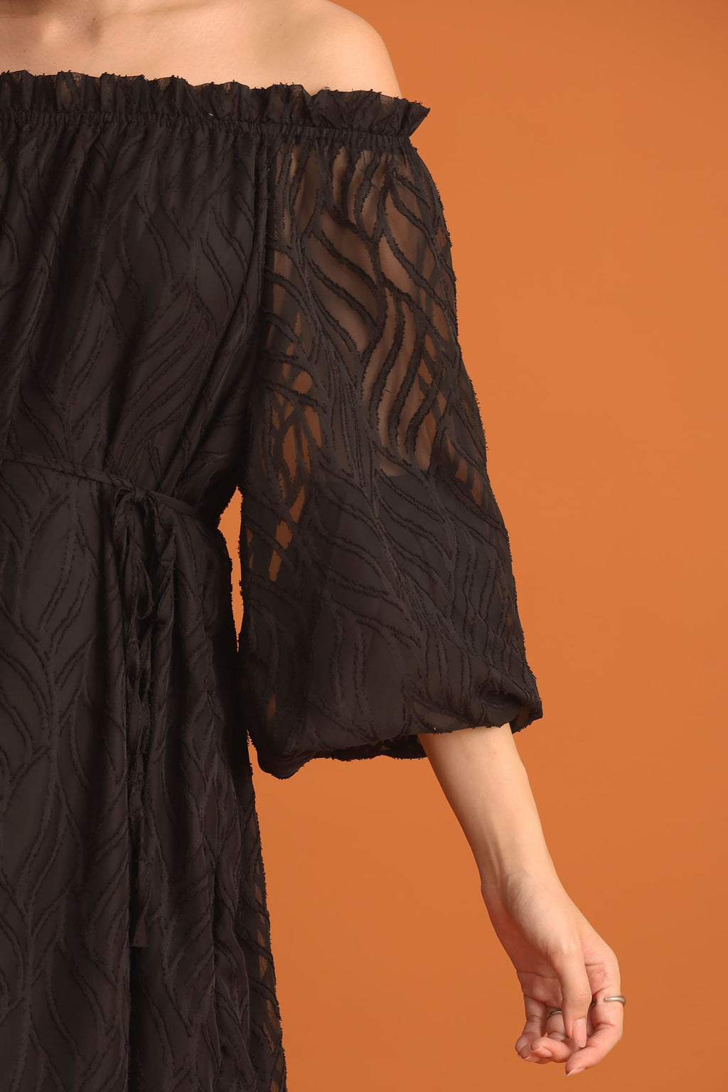CHOSEN - Si An Textured Dress in Black
