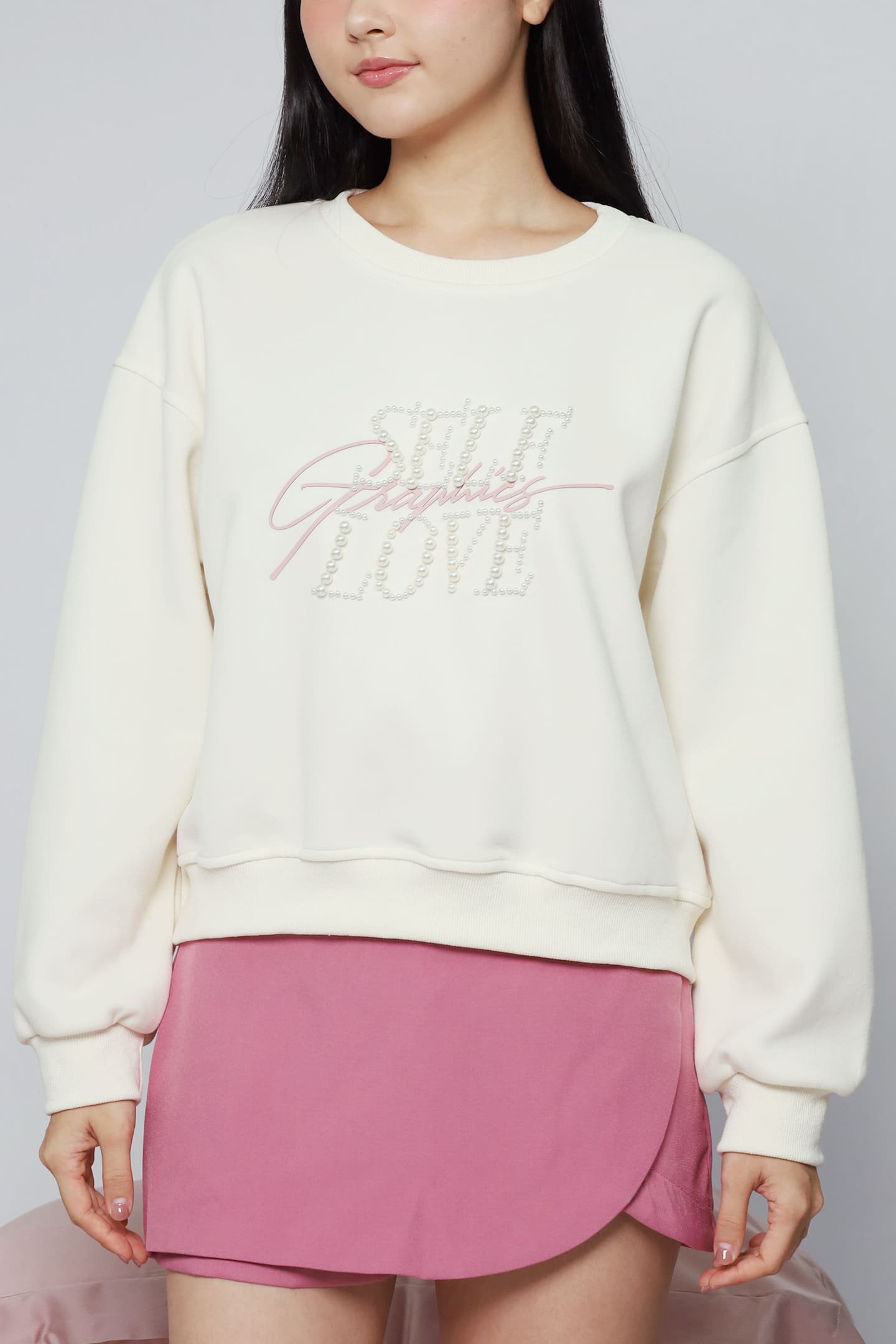 JOY - Love Me Pearl Pullover Top