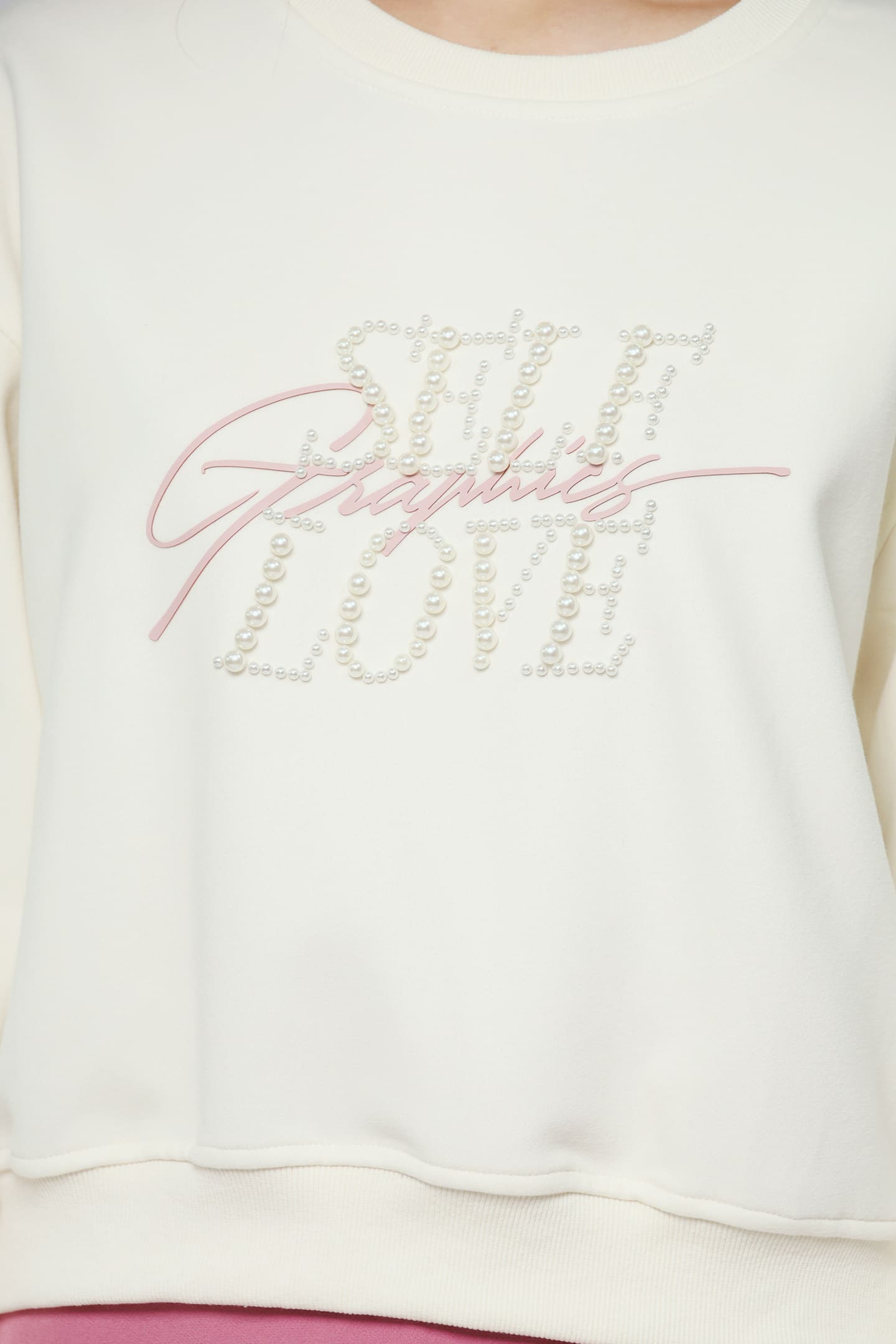 JOY - Love Me Pearl Pullover Top