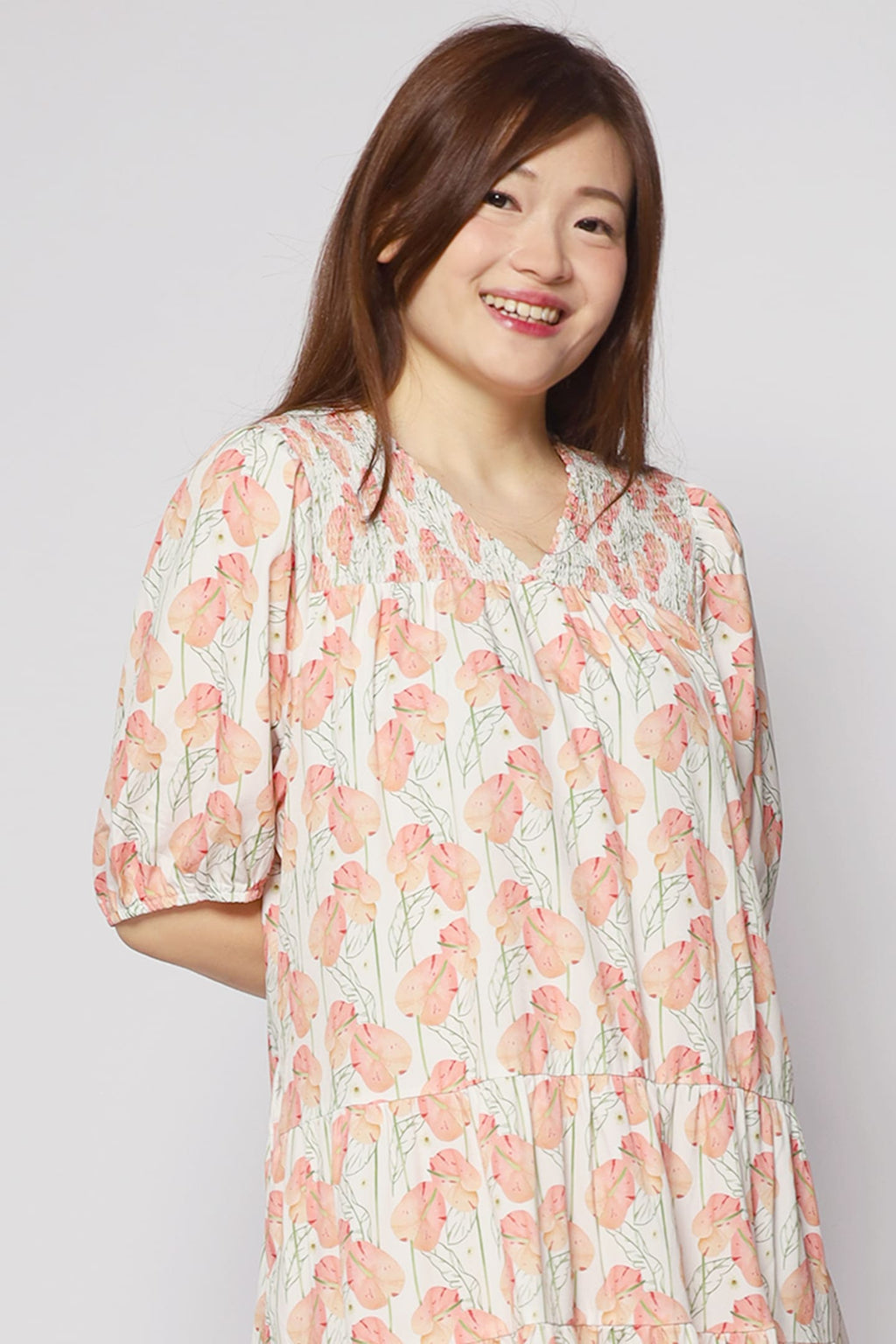 Melbourne Dress in Peach Spring