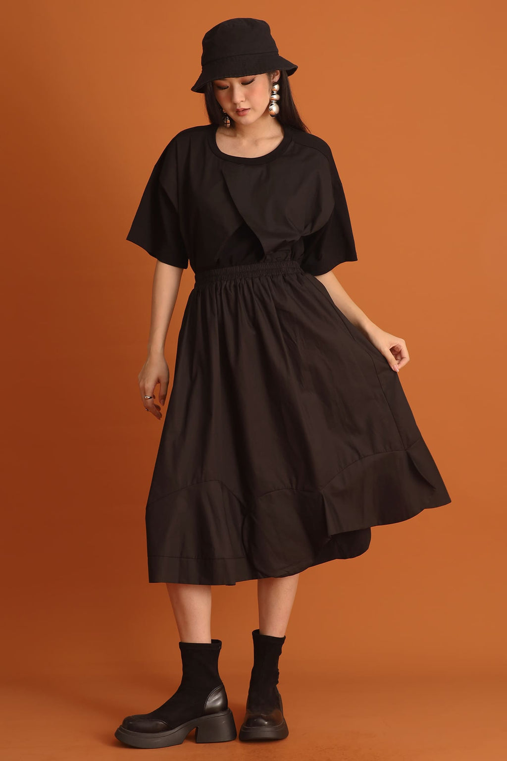 CHOSEN - Seol Petal Skirt in Black
