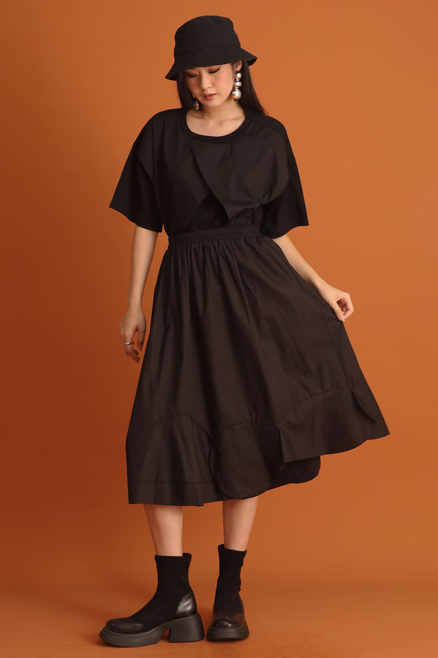 CHOSEN - Seol Petal Skirt in Black