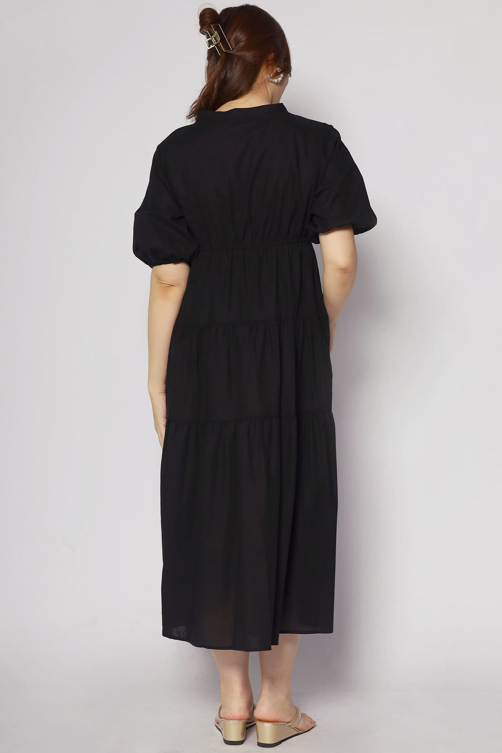 Porter Embroidery Dress in Black