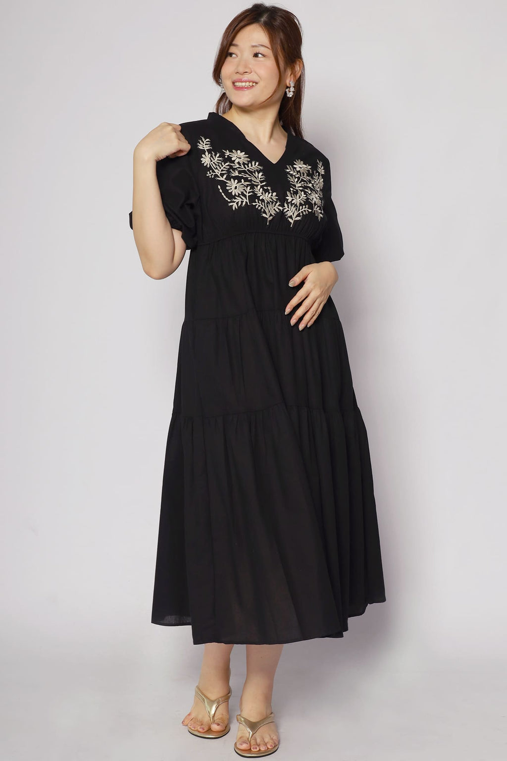 Porter Embroidery Dress in Black