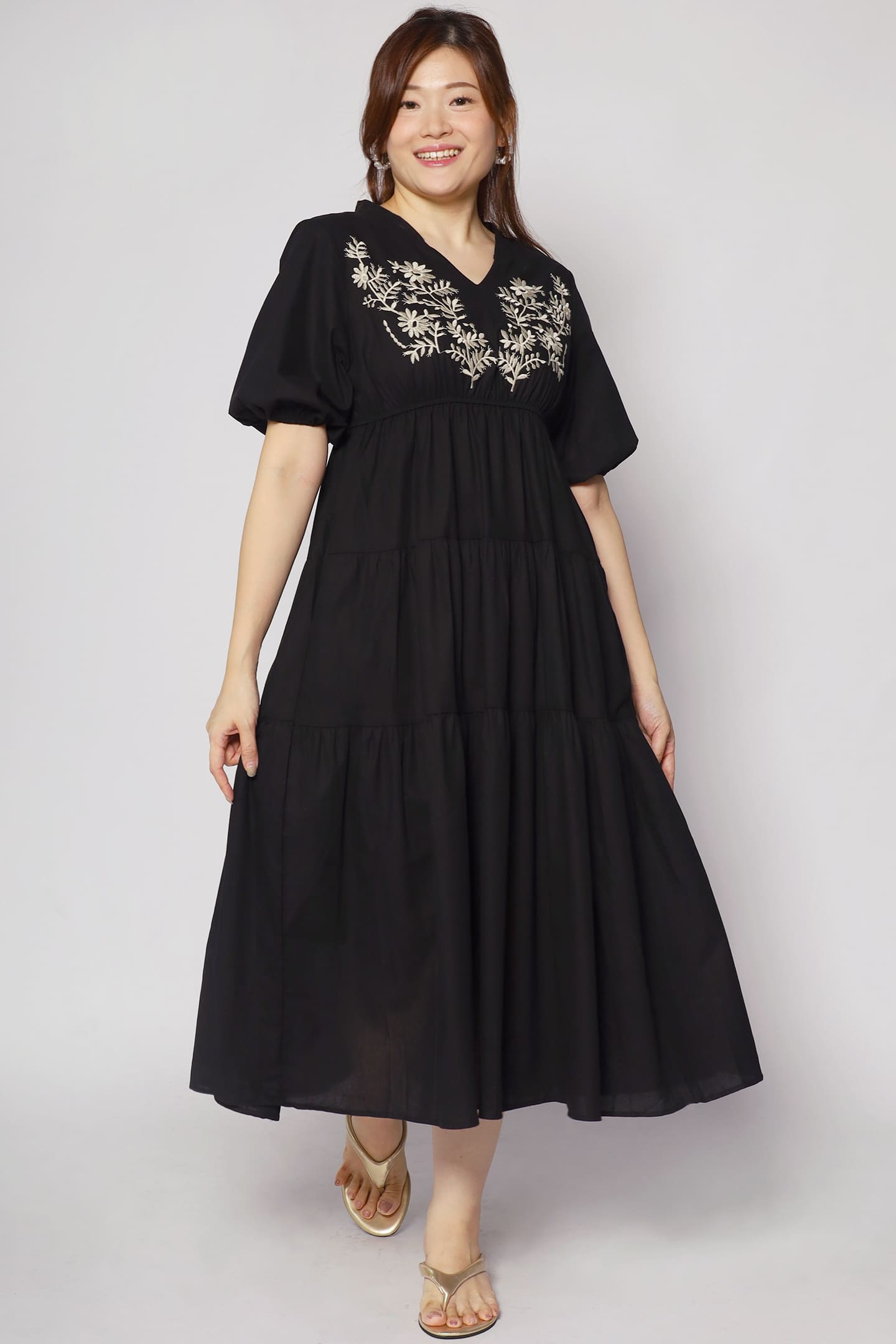 Porter Embroidery Dress in Black