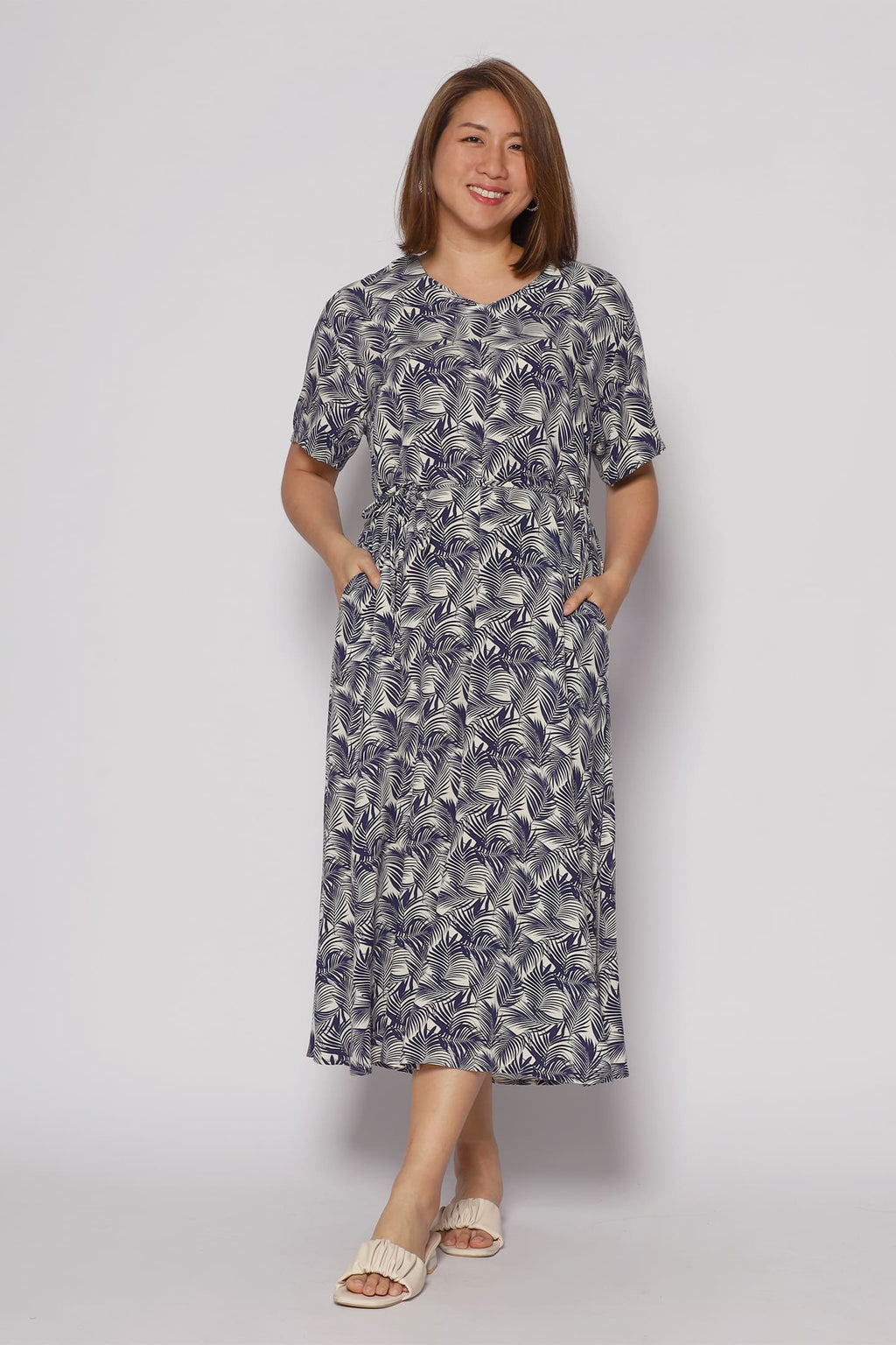 Shiso Dress in Navy Foliage