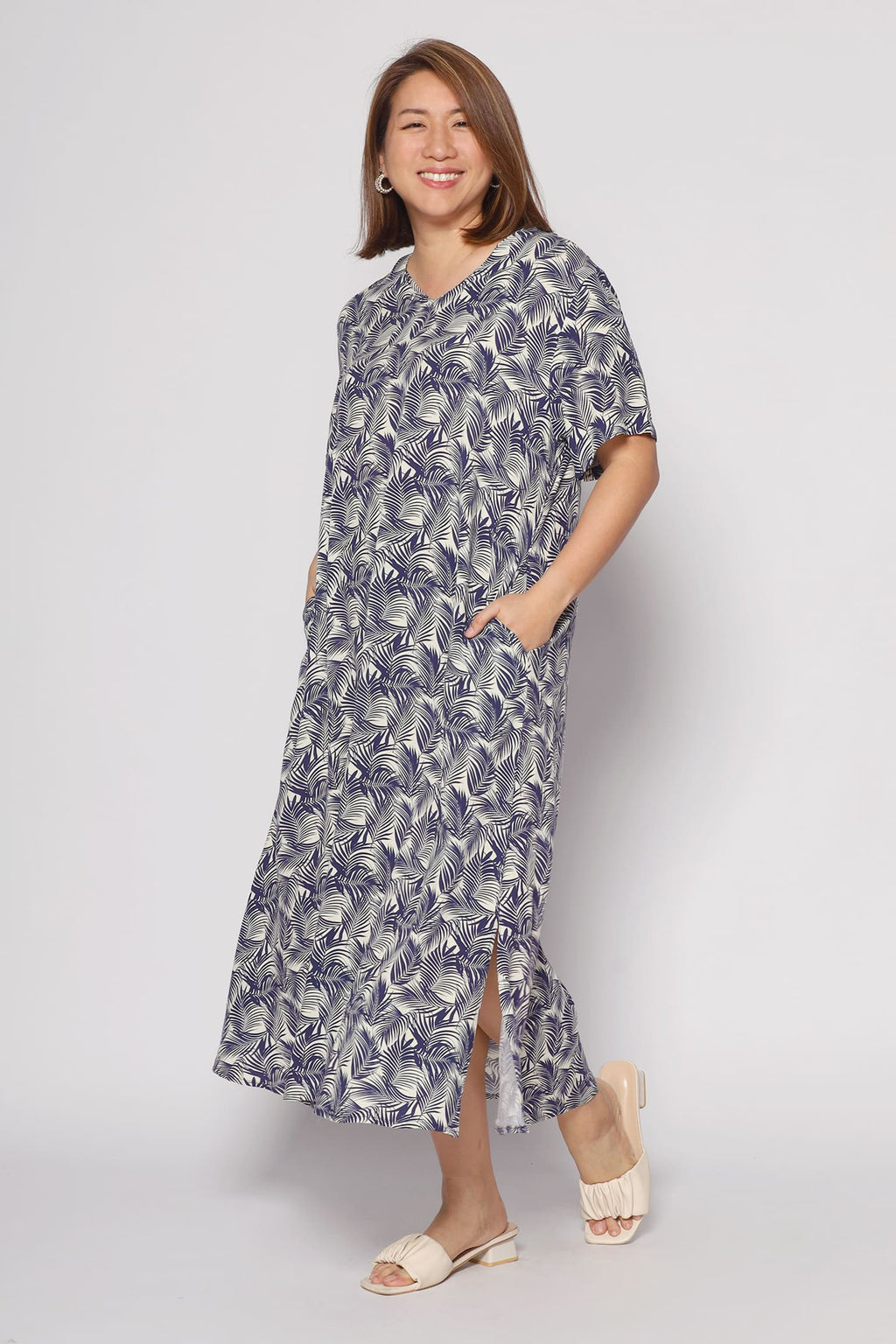 Shiso Dress in Navy Foliage