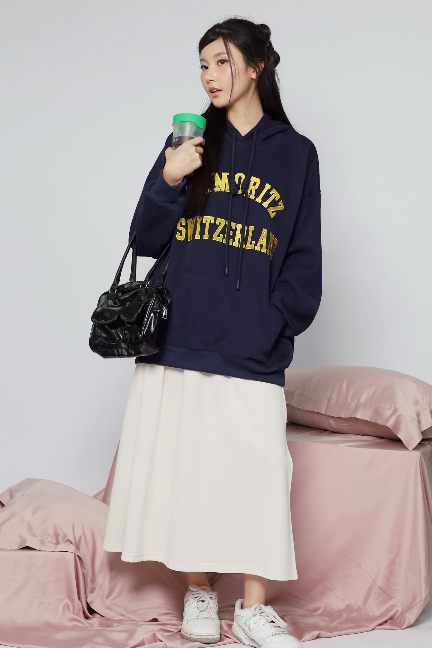 JOY - Switzerland Hoodie Pullover in Blue