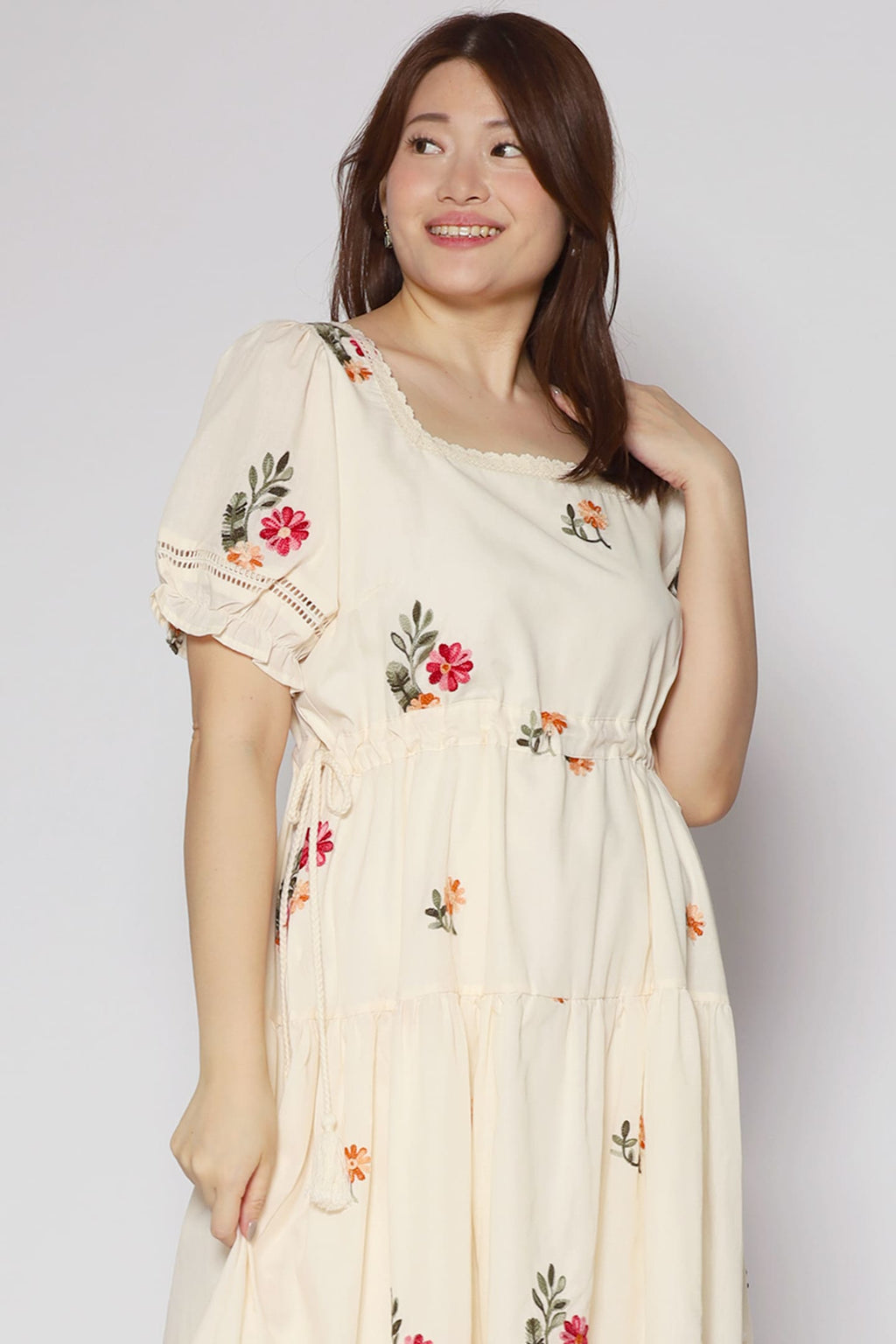 Victoria Dress in Floral Embroidery