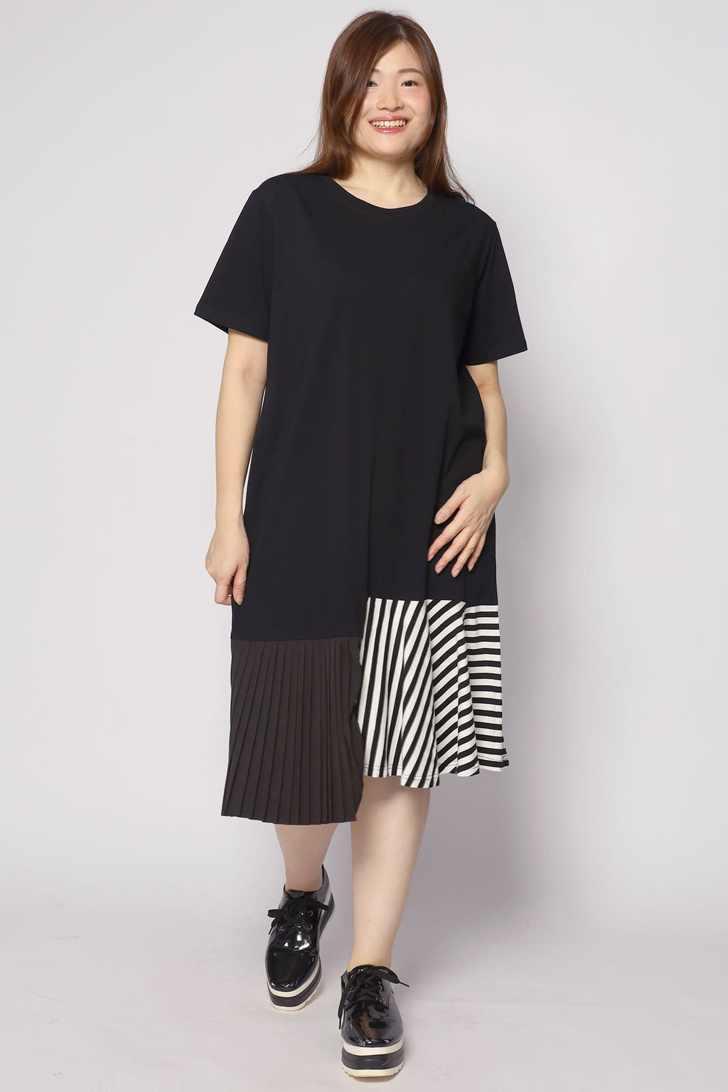 Yara Monochrome Dress