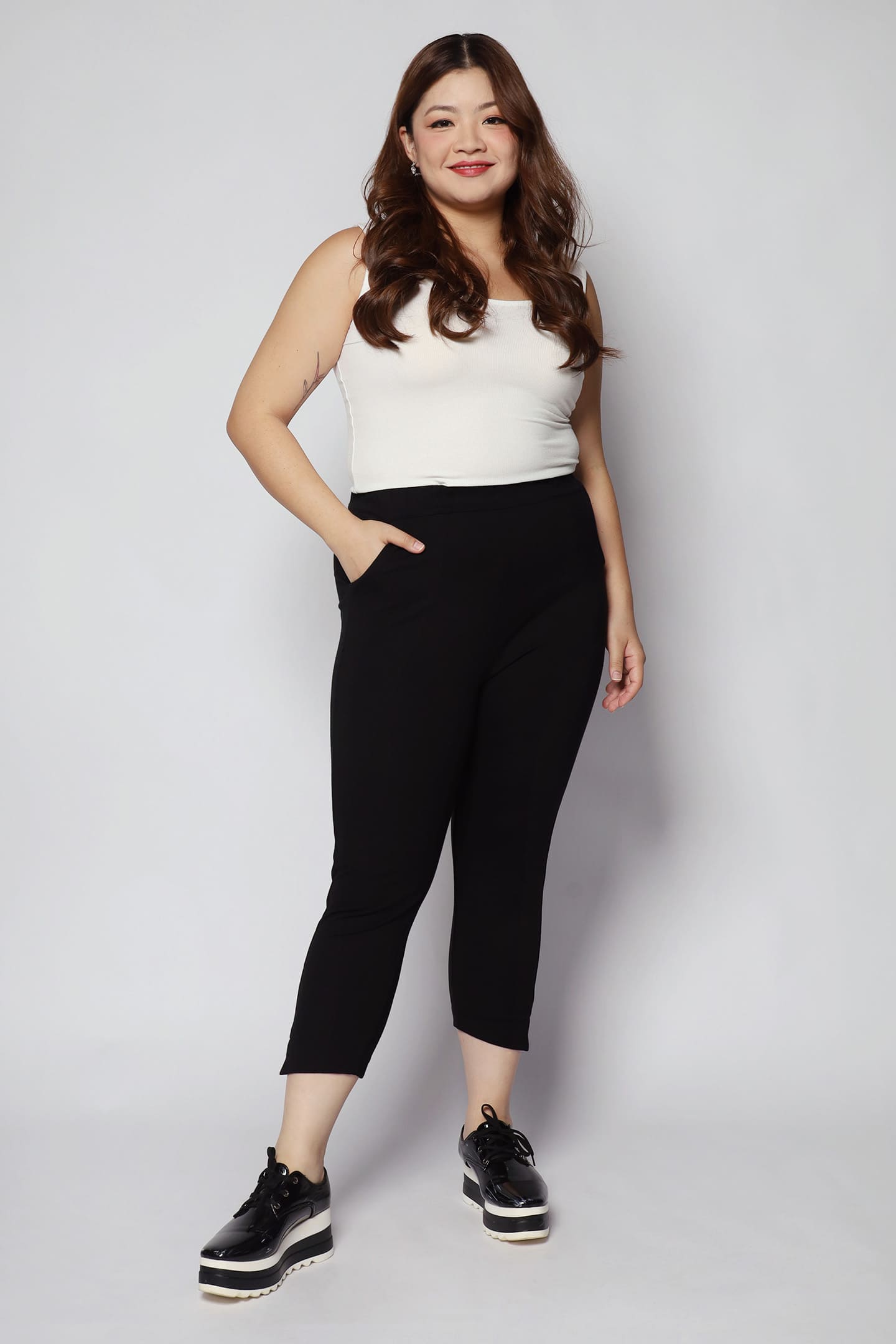 SUPERSTAR: Classics -  Yoges Pants in Black